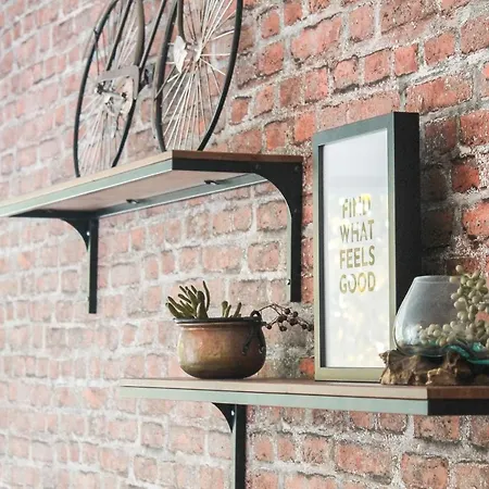 New York - Fuer Freunde & Familien, Stadtnah, Parkplatz, E-ladestation, Gitterbox Fuer Fahrraeder, Fitnessstudio, Digitale Gaestemappe Mit Restaurant- Und Unternehmenstipps * Coblença