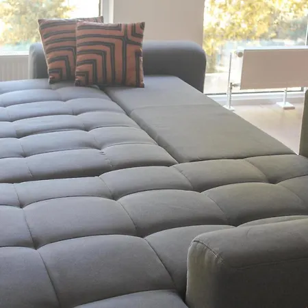 New York - Fuer Freunde & Familien, Stadtnah, Parkplatz, E-ladestation, Gitterbox Fuer Fahrraeder, Fitnessstudio, Digitale Gaestemappe Mit Restaurant- Und Unternehmenstipps קובלנץ