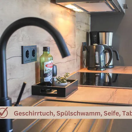 New York - Fuer Freunde & Familien, Stadtnah, Parkplatz, E-ladestation, Gitterbox Fuer Fahrraeder, Fitnessstudio, Digitale Gaestemappe Mit Restaurant- Und Unternehmenstipps Koblenz (Rhineland-Palatinate)