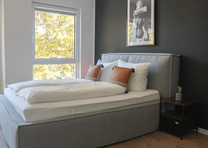 New York - Fuer Freunde & Familien, Stadtnah, Parkplatz, E-ladestation, Gitterbox Fuer Fahrraeder, Fitnessstudio, Digitale Gaestemappe Mit Restaurant- Und Unternehmenstipps 科布倫茨