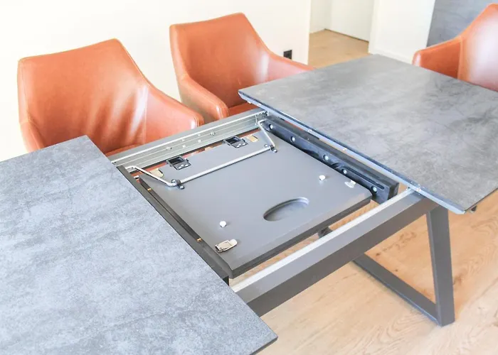 New York - Fuer Freunde & Familien, Stadtnah, Parkplatz, E-ladestation, Gitterbox Fuer Fahrraeder, Fitnessstudio, Digitale Gaestemappe Mit Restaurant- Und Unternehmenstipps *